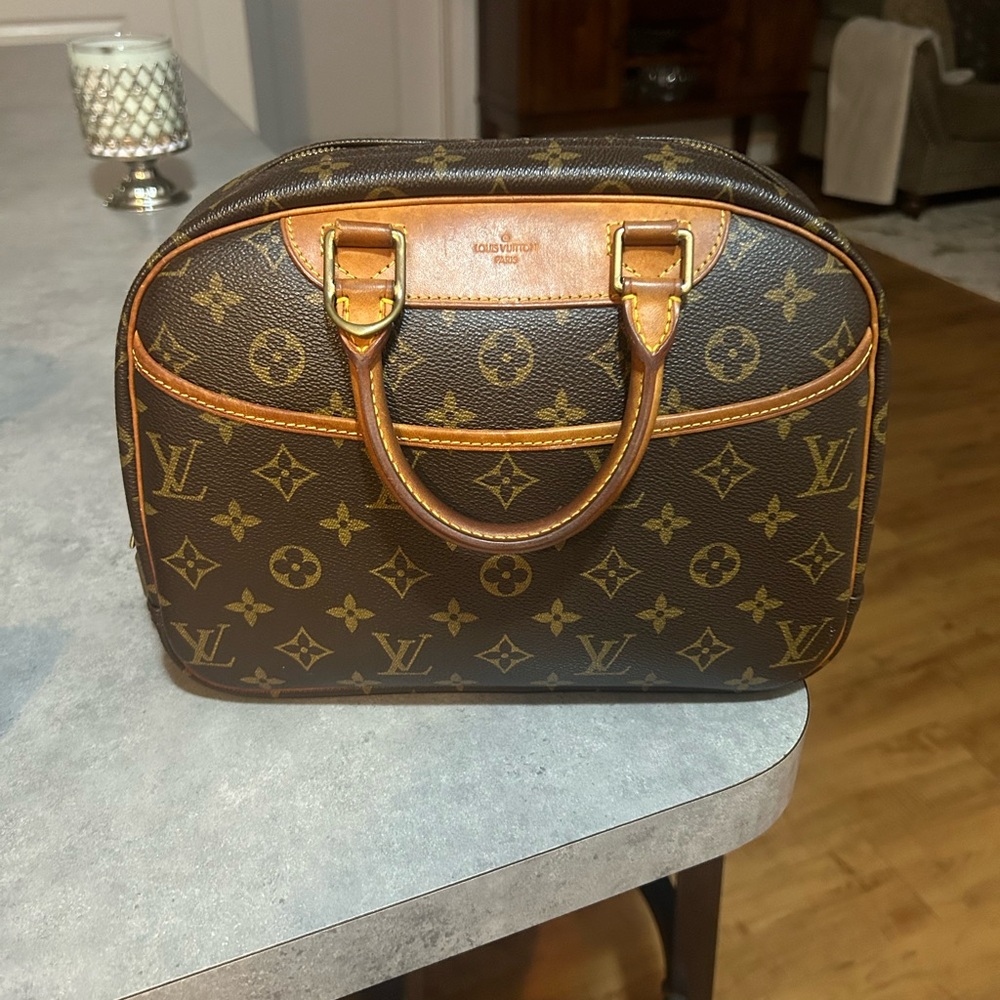 Louis Vouitton Trouville Bag